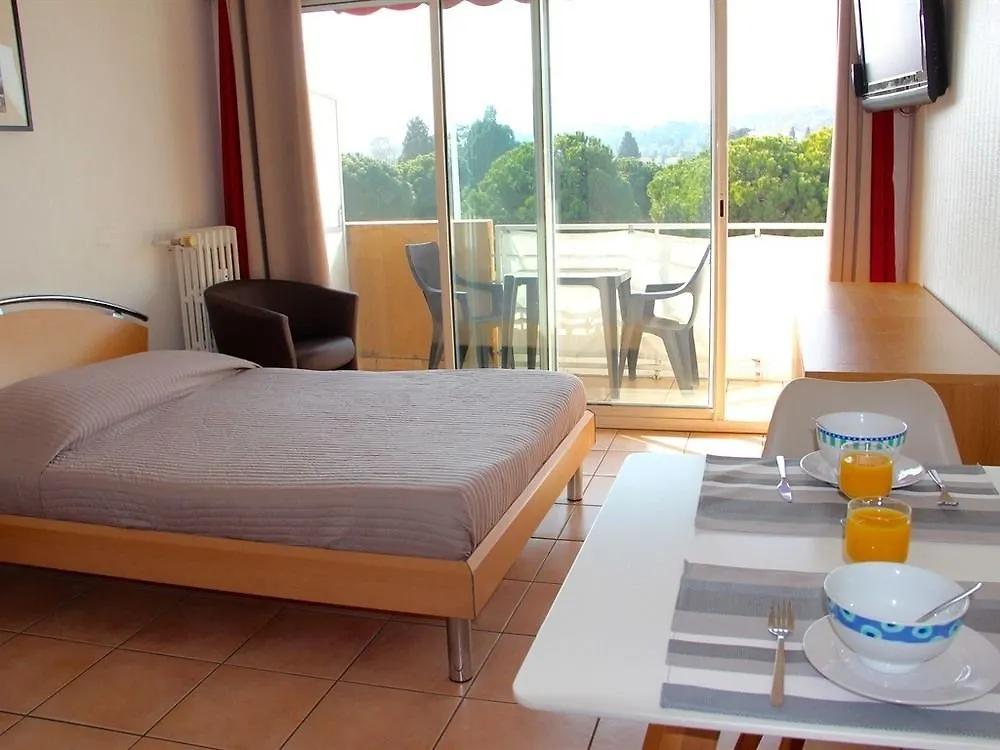 Residence Meublee Studiotel Cagnes-sur-Mer Vakantiehuis
