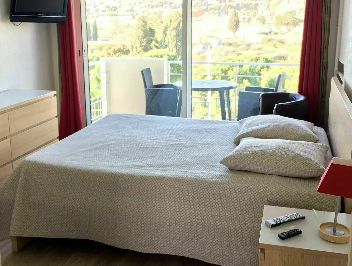 Residence Meublee Studiotel Cagnes-sur-Mer Vakantiehuis