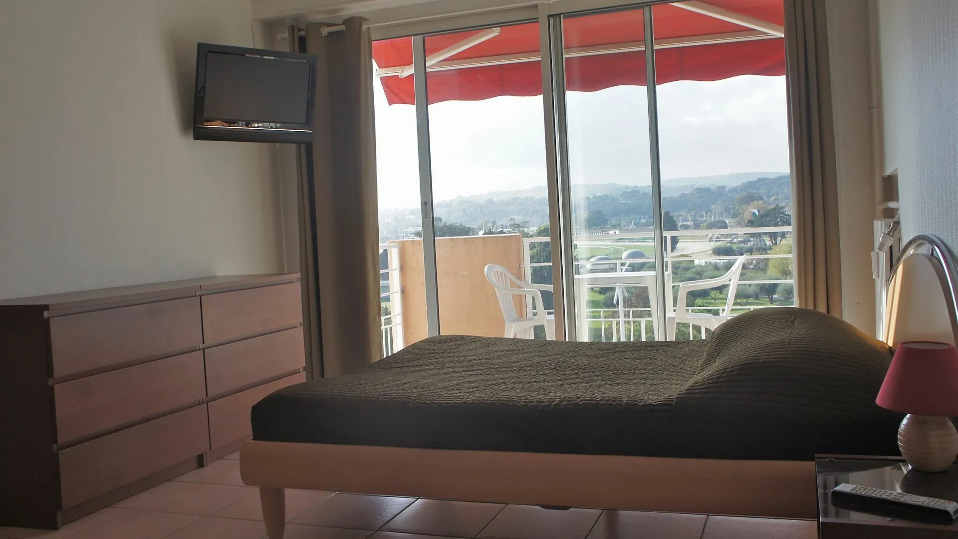 Residence Meublee Studiotel Cagnes-sur-Mer